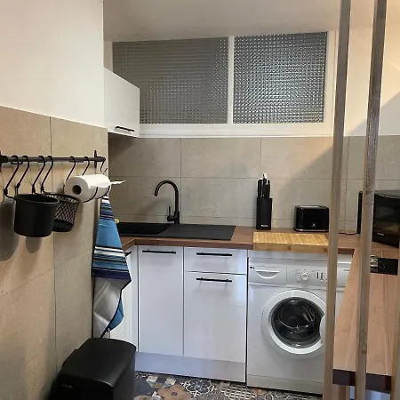 Apartment Lousangla *